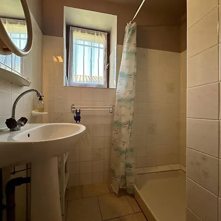 Maison Spacieuse A Saint-georges-d'oleron, 7 Couchages, Proche Commerces, Jardin Et Barbecue - Fr-1-246a-328 *